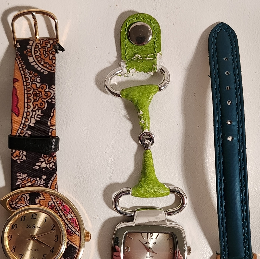 LeBaron, Armstrong and Geneva 80s watches - Picture 5 of 7